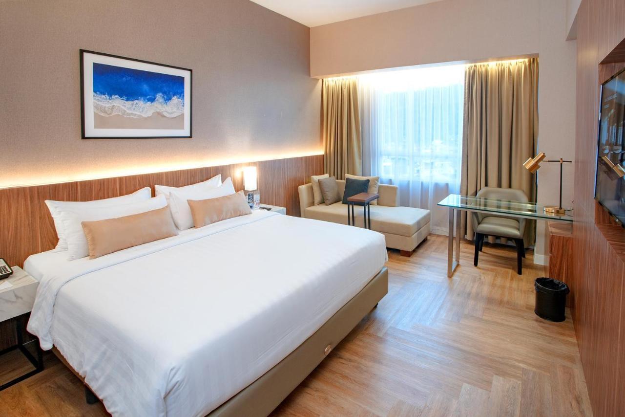 Отель The Zhm Premiere Padang Экстерьер фото